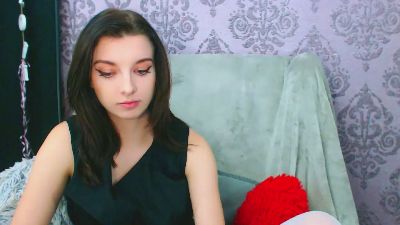 DominantLuna webcam model stream image