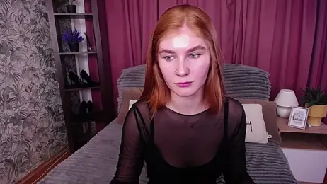 JuliaPowers_ webcam model stream image