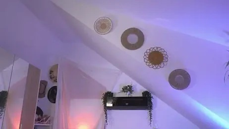 Amaliamour webcam stripchat model stream image