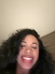 Brunettexio webcam model stream image