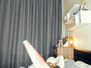 Carla Morini webcam model stream image
