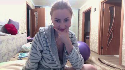 Yourrealgirl webcam model stream image