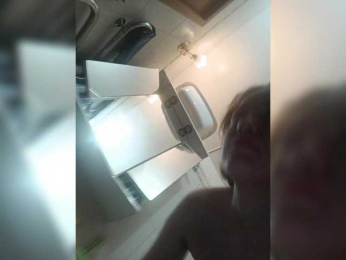 Likmilka32 webcam model stream image