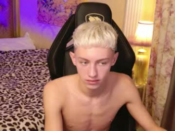 leonlure webcam model stream image