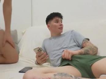 reeves_bae webcam model stream image