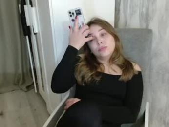 candymini webcam model stream image