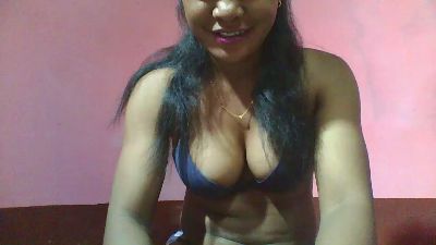 Taniah02 webcam model stream image