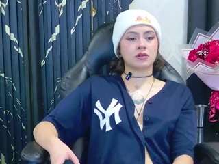 atheneacross webcam camsoda model stream image