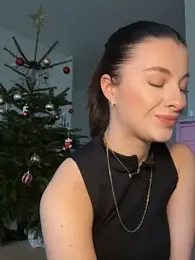 Mia-Minou webcam model stream image