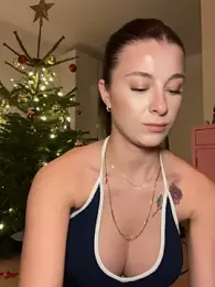 Mia-Minou webcam model stream image