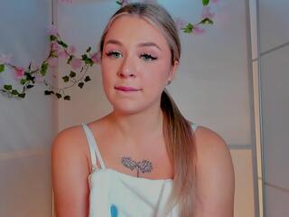 Myrle Bjelland webcam model stream image