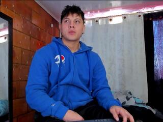 Matheo Bare webcam model stream image
