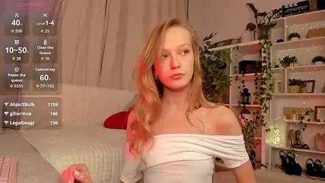 Kara_smalltits webcam model stream image