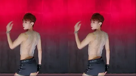 Queen-Vibe webcam model stream image