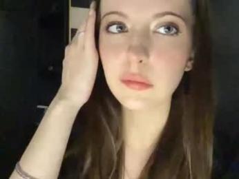 tamikawieand webcam model stream image