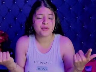 Kiim Jones webcam model stream image