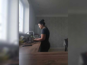 Polyk93 webcam bongacams model stream image