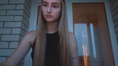 CorrinRunnells webcam model stream image