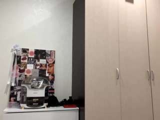 enadile webcam model stream image