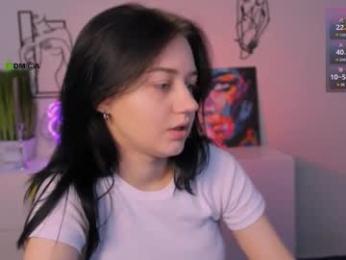 miki_ti webcam model stream image