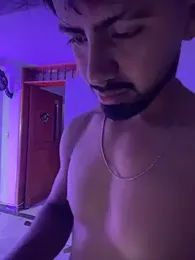 Teaserhoussejj_ webcam model stream image