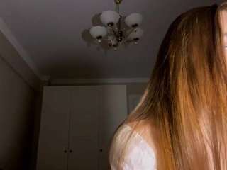 alishashotts webcam model stream image