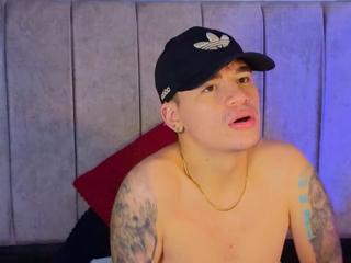 Kayn Coleman webcam model stream image