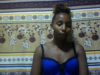 Orzia12 webcam model stream image