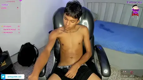 loistwink_ webcam stripchat model stream image