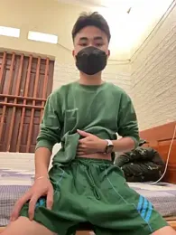 Hoanganhdayroii webcam model stream image