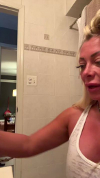 SexySara888 webcam model stream image