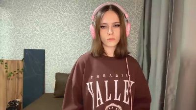 ShainaFraile webcam model stream image