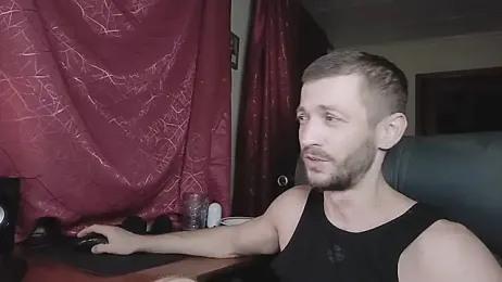 333Alone_in_theDark777 webcam model stream image