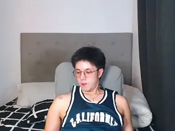 Addictiveboi webcam model stream image