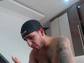 coltonluis webcam model stream image