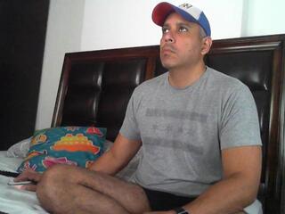 Matthew Fire webcam model stream image