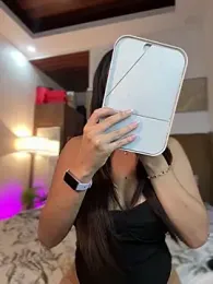 Bombshell_Rebbecca webcam model stream image