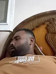 MOSLAHH webcam model stream image