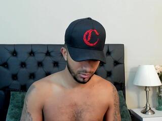 Jax Maxwell webcam model stream image
