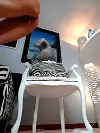 Weloveblue webcam model stream image