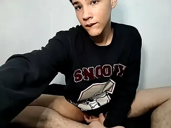J_milo12 webcam stripchat model stream image