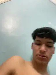 Dermino12_ webcam model stream image