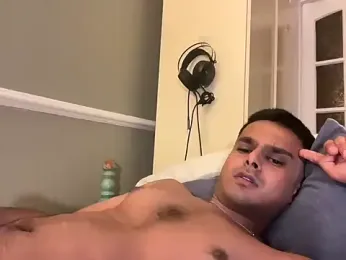 meow_monster webcam model stream image