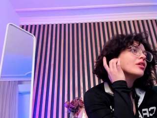 curlyvixen webcam model stream image