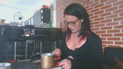 EloNoch webcam model stream image
