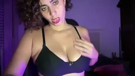 Arannia webcam model stream image