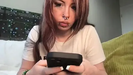 softestscream webcam model stream image