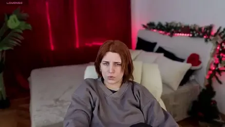 FoxyRayy webcam model stream image