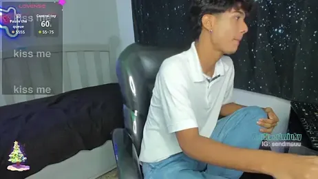 OliverTwinky webcam model stream image