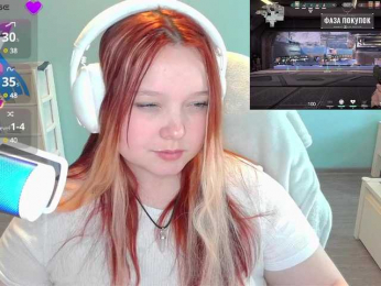 AlinaAdams webcam model stream image